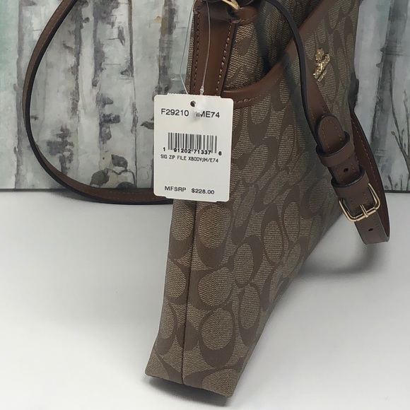 NWT coach outline zip crossbody - Picture 2 of 6